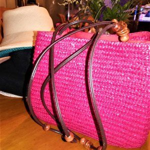 Straw Hadbag VERY Hot Pink NWOT